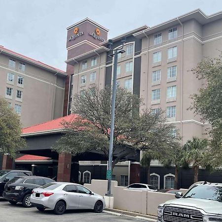 Готель La Quinta By Wyndham San Antonio Airport Екстер'єр фото
