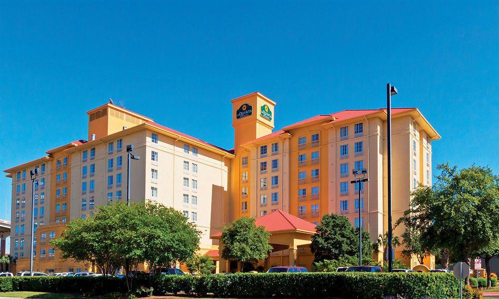 Готель La Quinta By Wyndham San Antonio Airport Екстер'єр фото