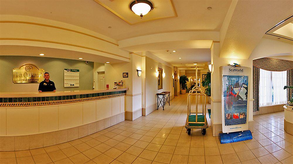 Готель La Quinta By Wyndham San Antonio Airport Екстер'єр фото
