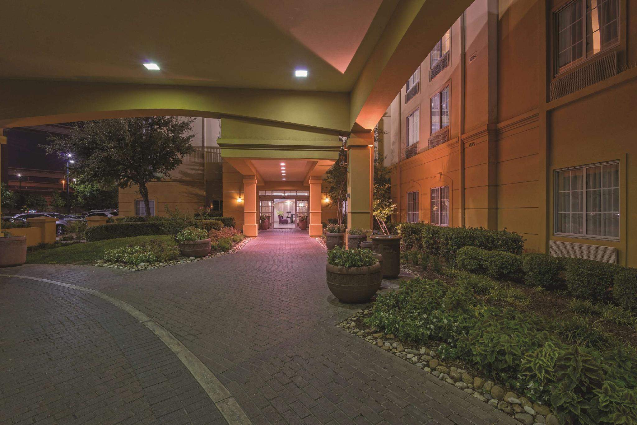 Готель La Quinta By Wyndham San Antonio Airport Екстер'єр фото