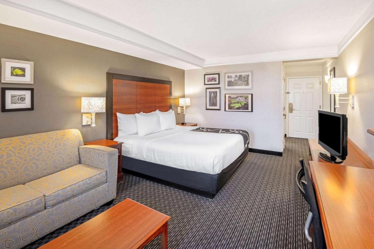 Готель La Quinta By Wyndham San Antonio Airport Екстер'єр фото